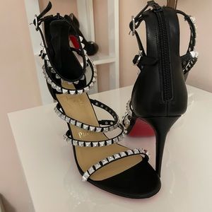 Louboutin forever girl in black